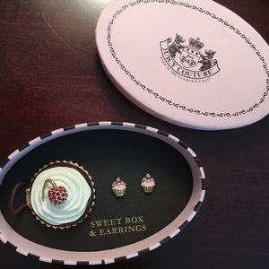New in box Juicy Couture Sweet Box & Earrings 🎂